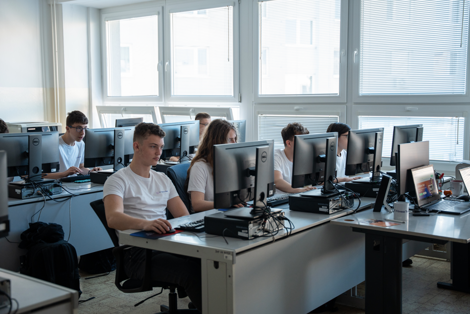 Spustenie IT Fitness Test na SPŠE Hálova 16 v Bratislave